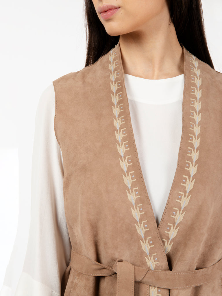 BULLY - Gilet scamosciato con frange taupe