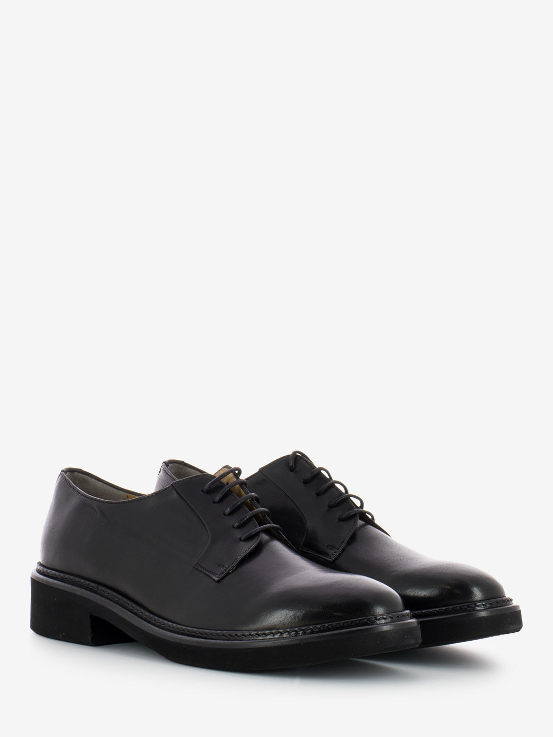 Extralight black derby