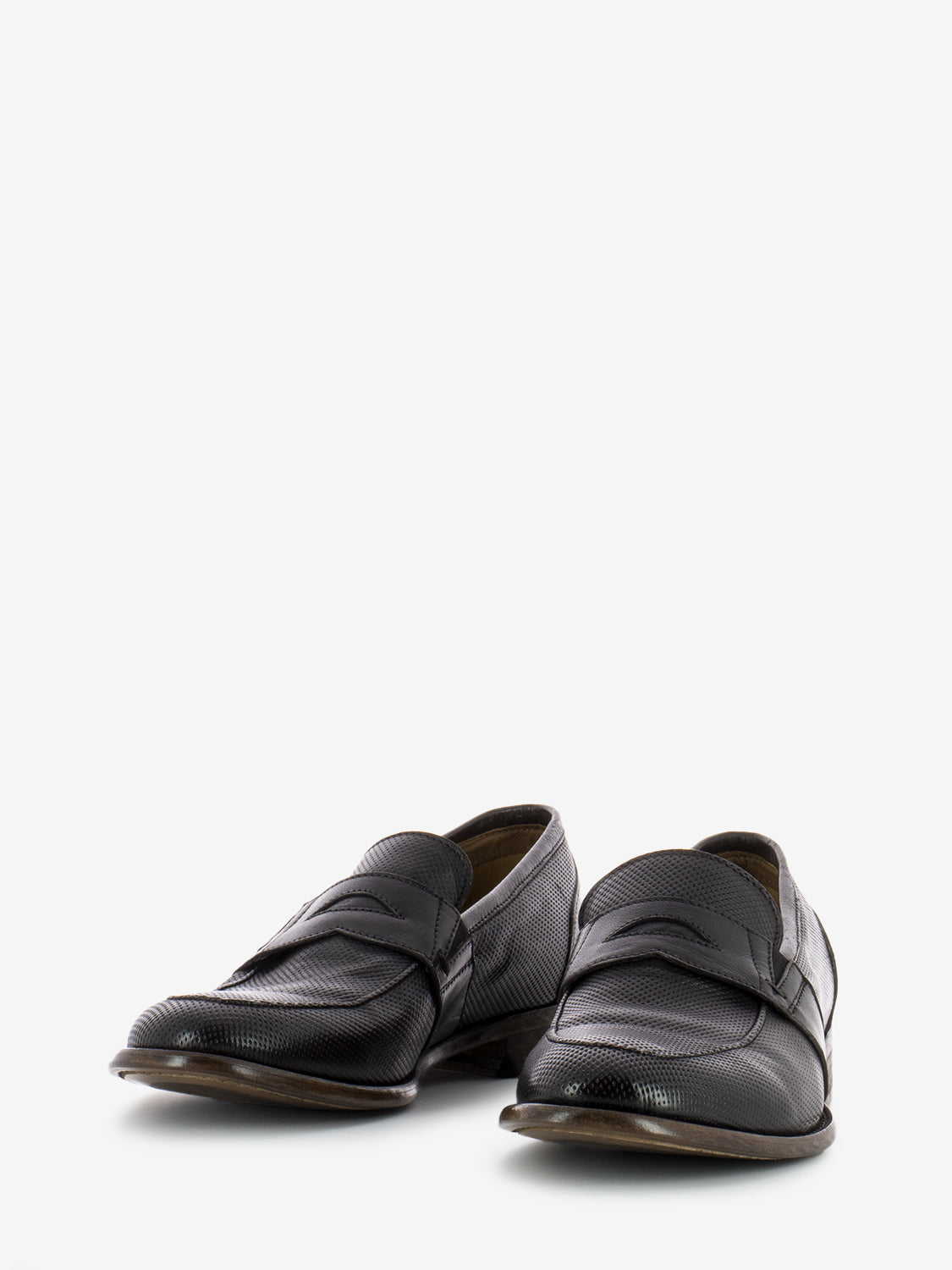 Anilcol chocolate punched moccasins