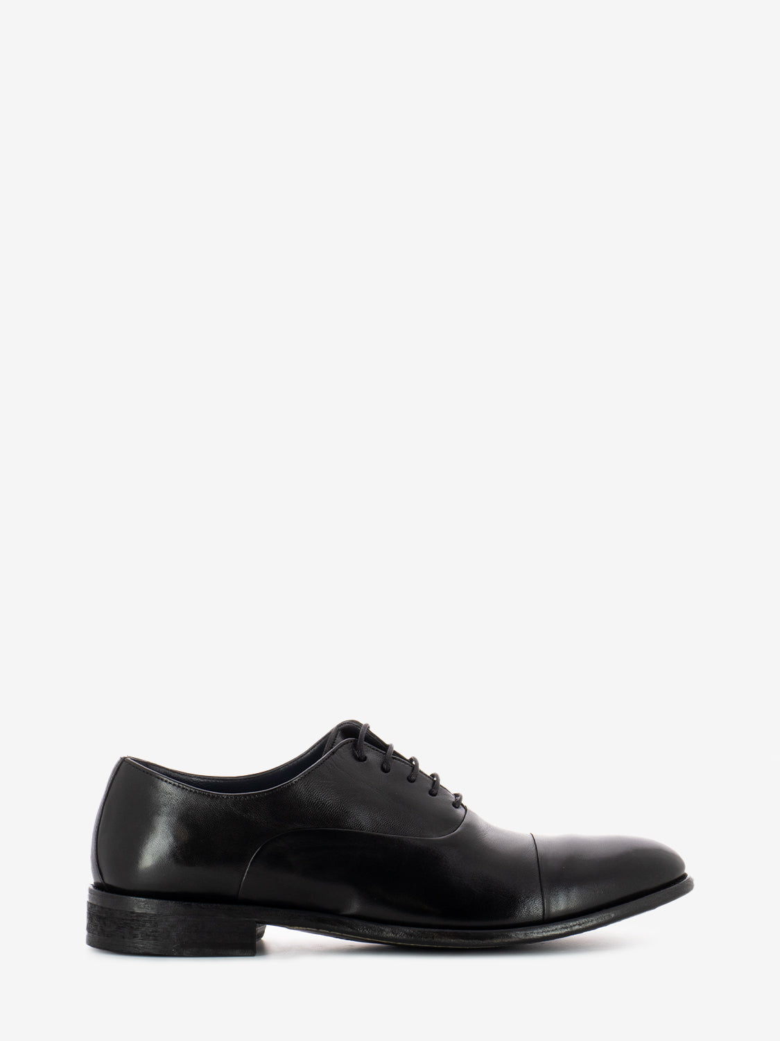 Oxford Anilcol in black leather