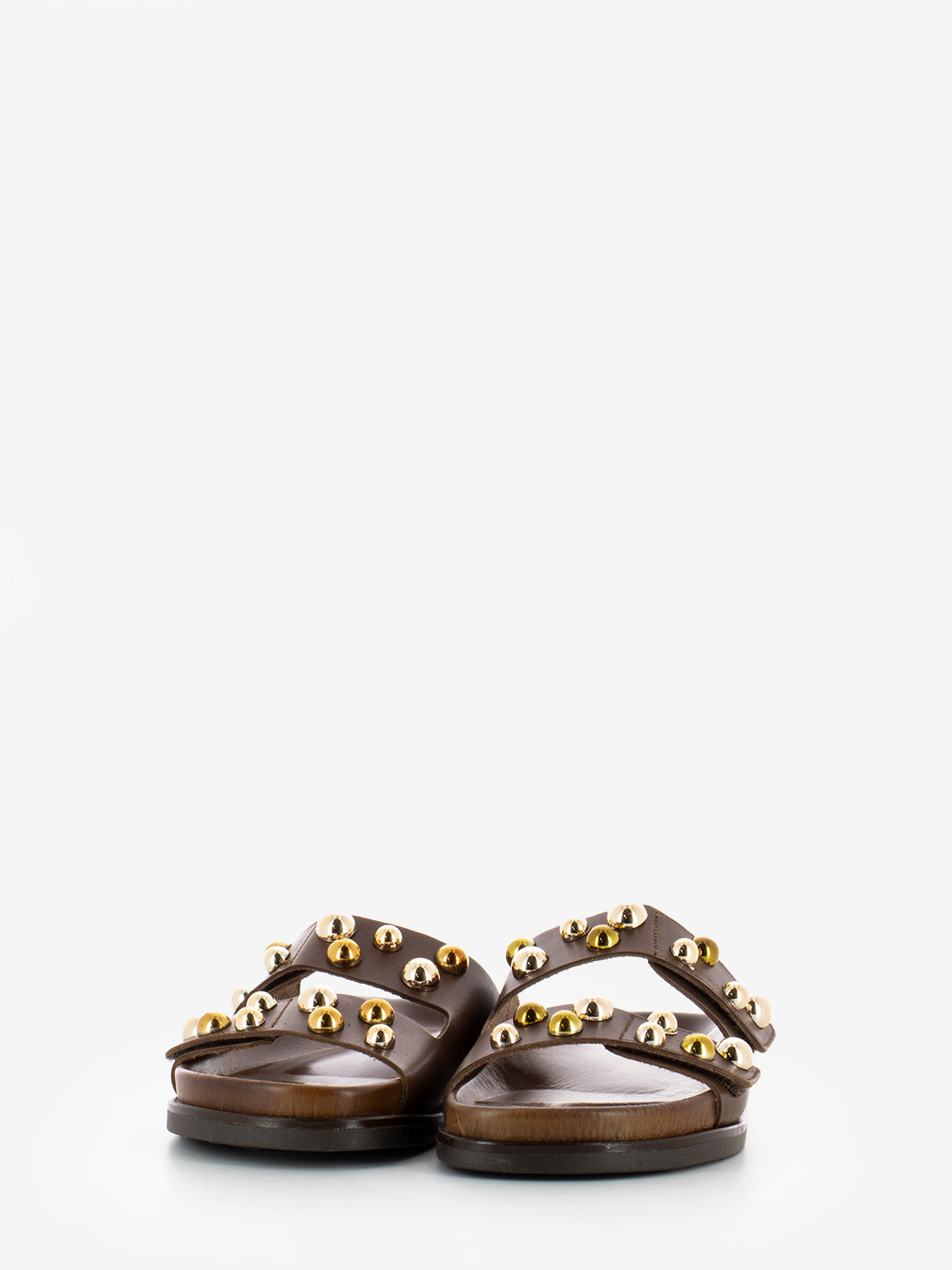 Sandals with brown spheres