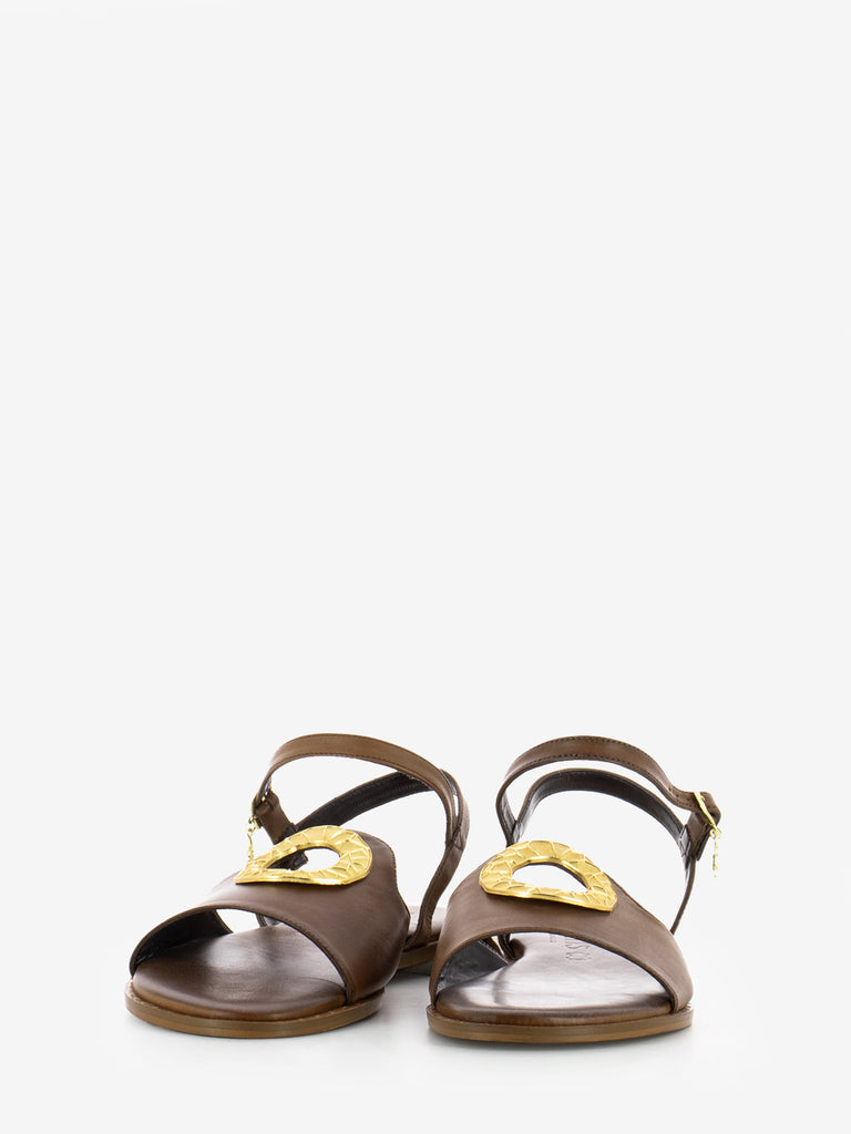 CARYATIS - Sandali in pelle con accessorio marroni