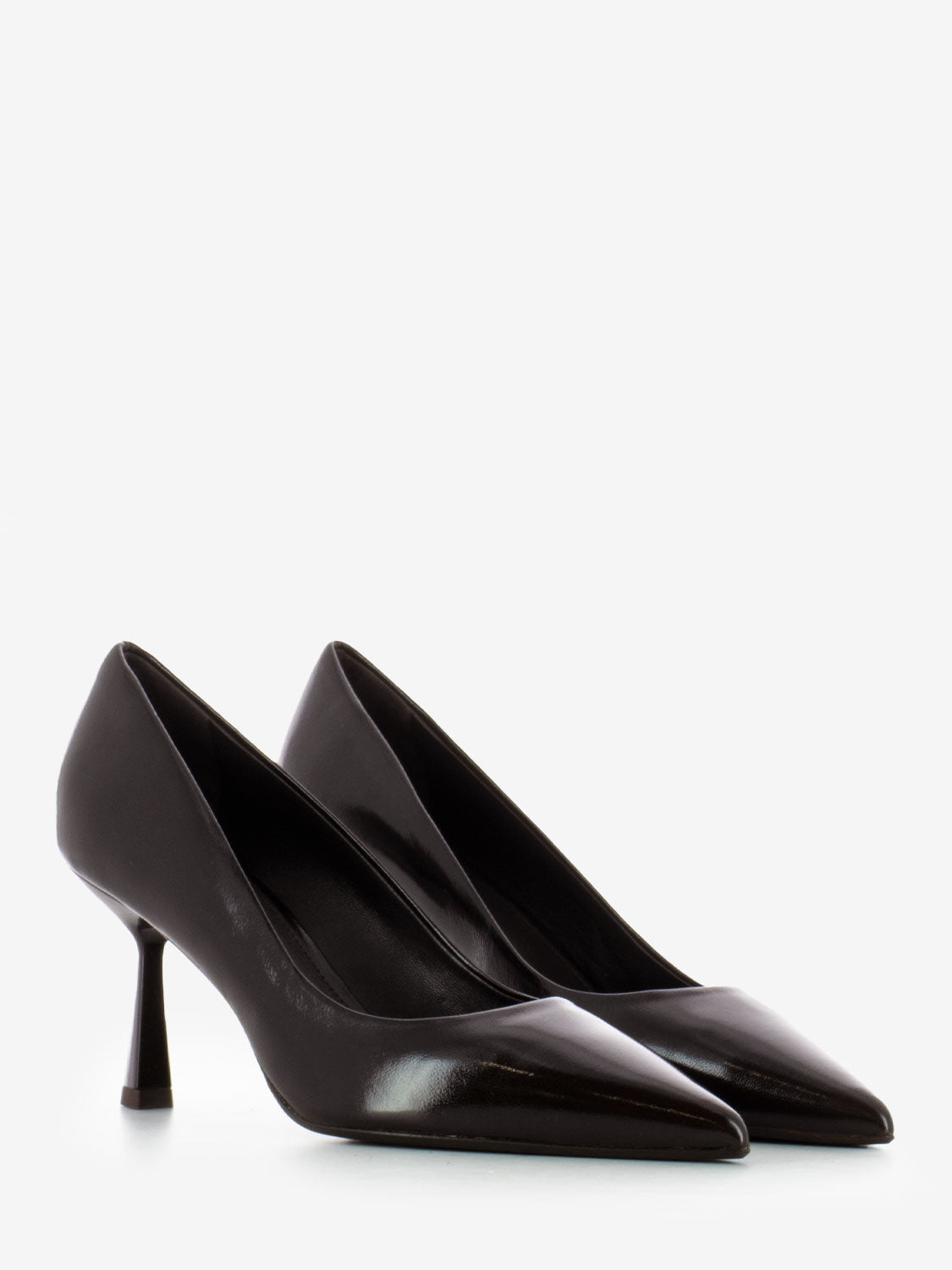 Lia décolleté in dark nappa leather