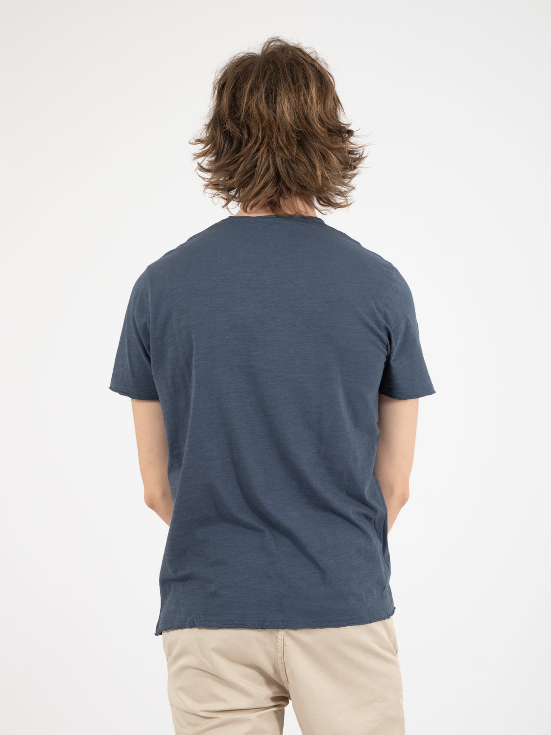 T-shirt fiammata taglio vivo denim