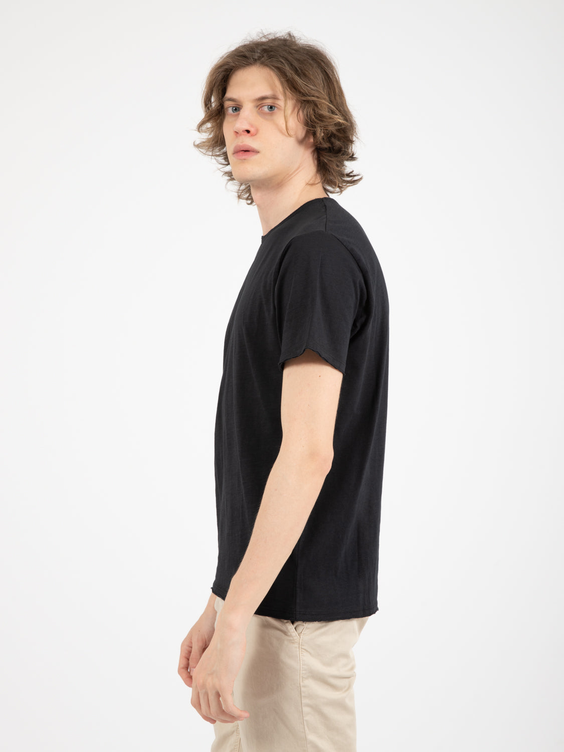 T-shirt fiammata taglio vivo nero