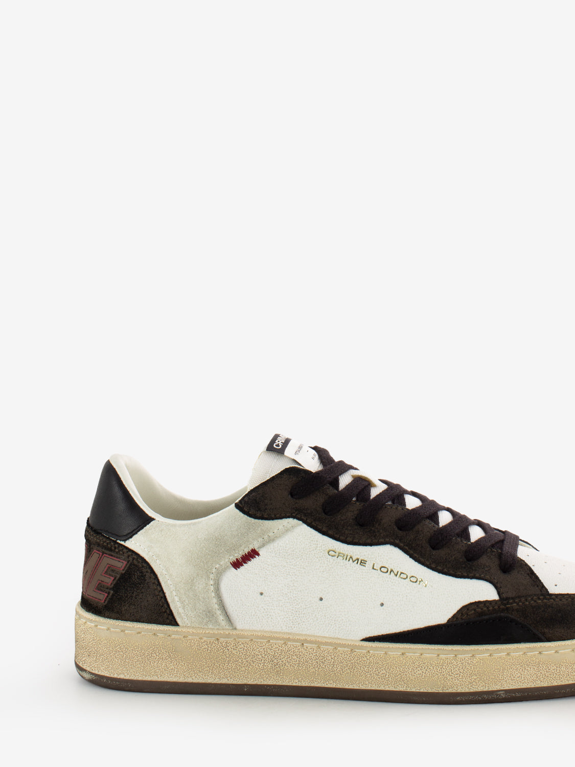 Chelsea white sneakers