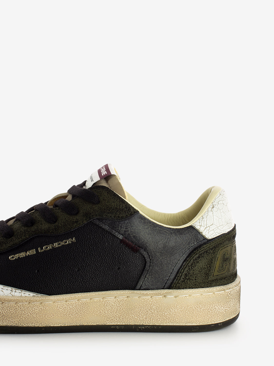Chelsea black sneakers