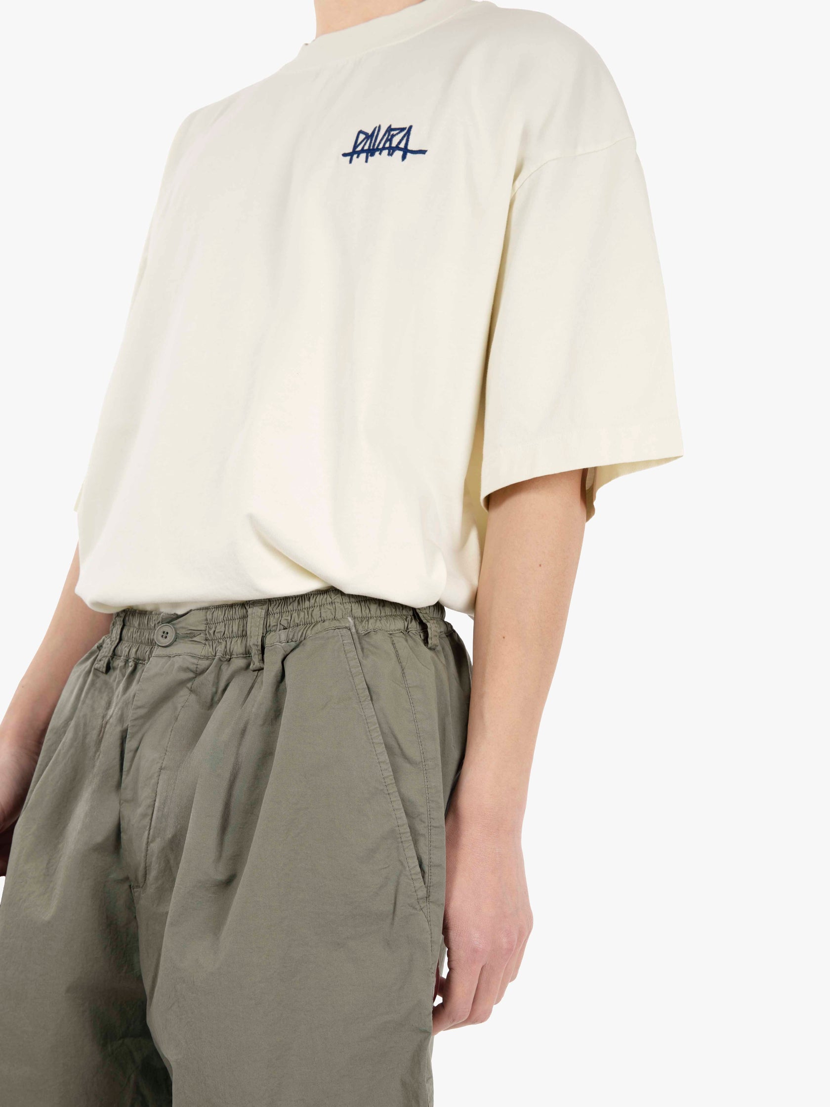 Harrison Bermuda shorts with gray green pleats