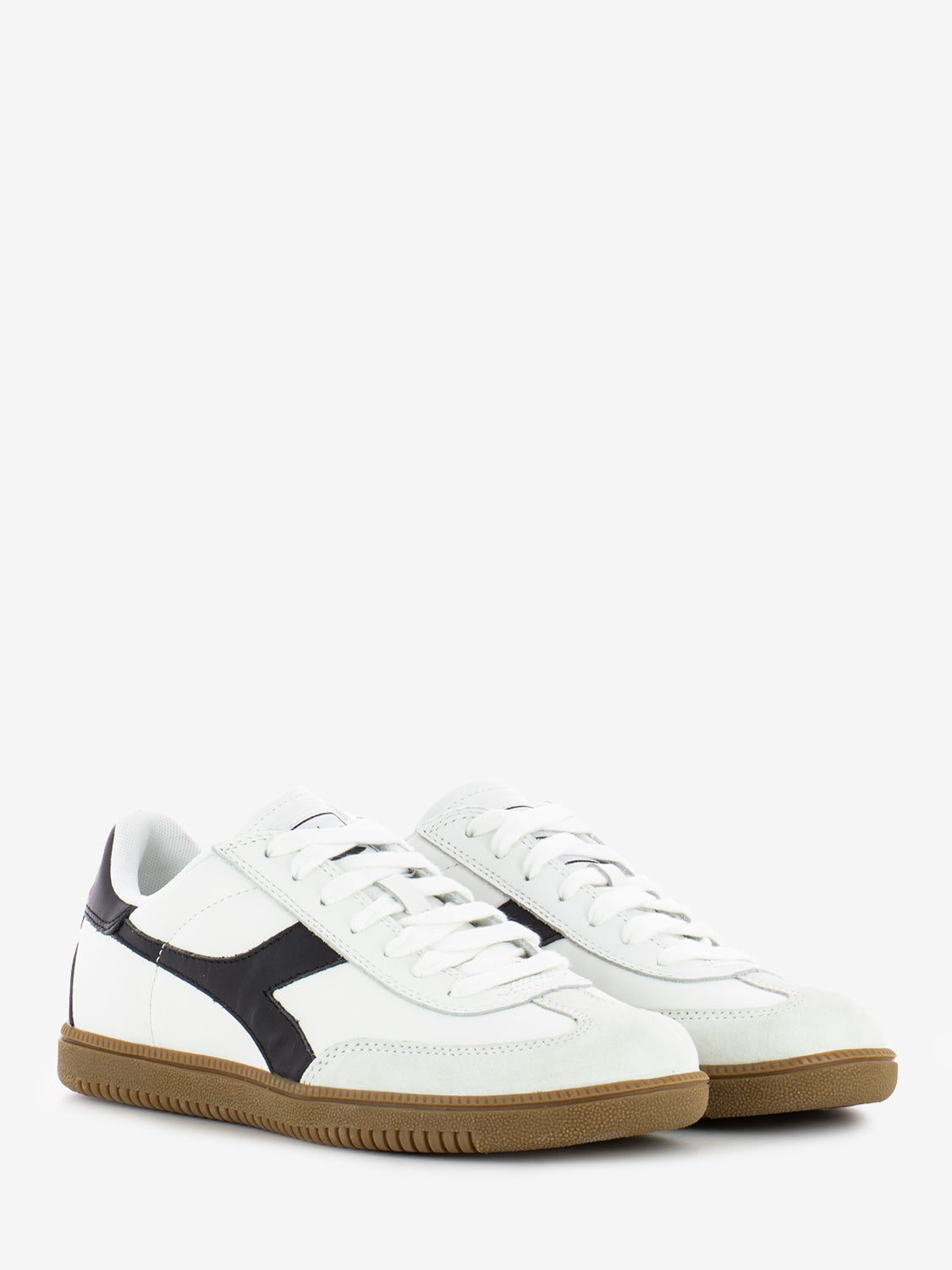 White/Black Trainer Sneaker