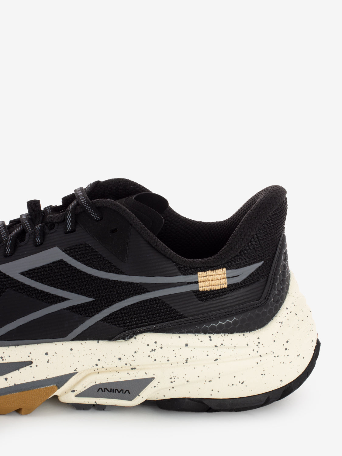Sestriere XT-2 black / steel gray / whisper white sneakers