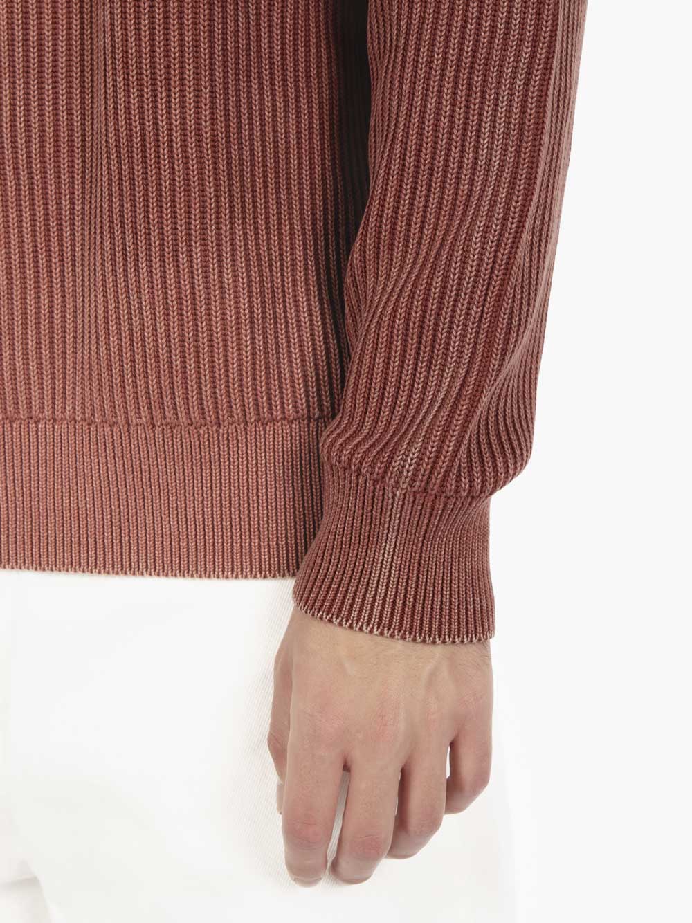 Crew Neck acid wash red