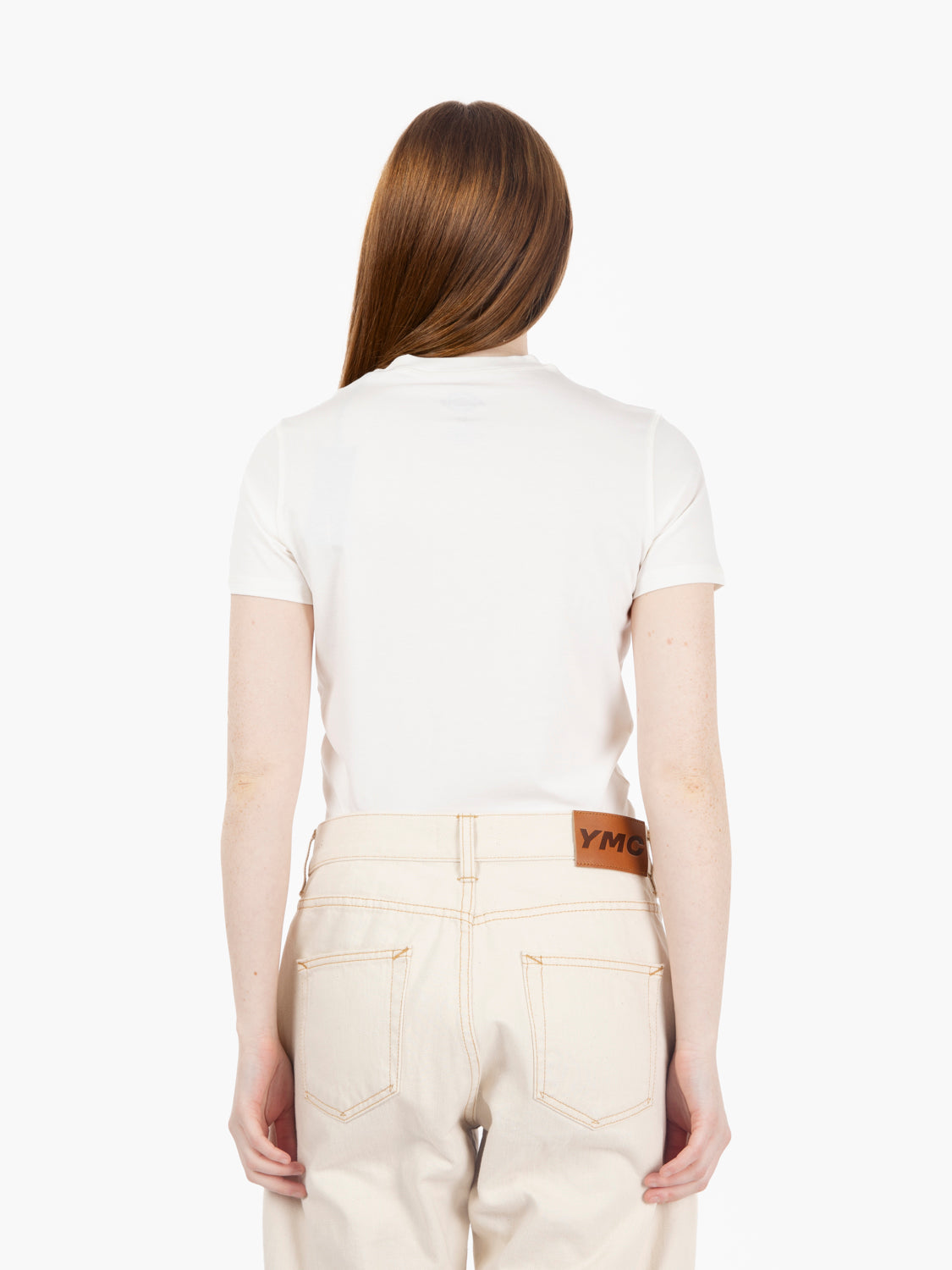 Center logo SS tee W egret
