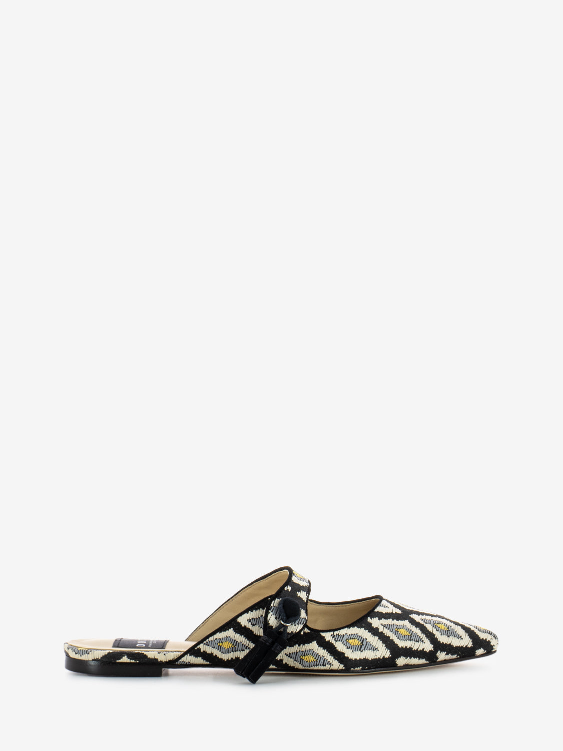 Black/beige diamond pattern sabot