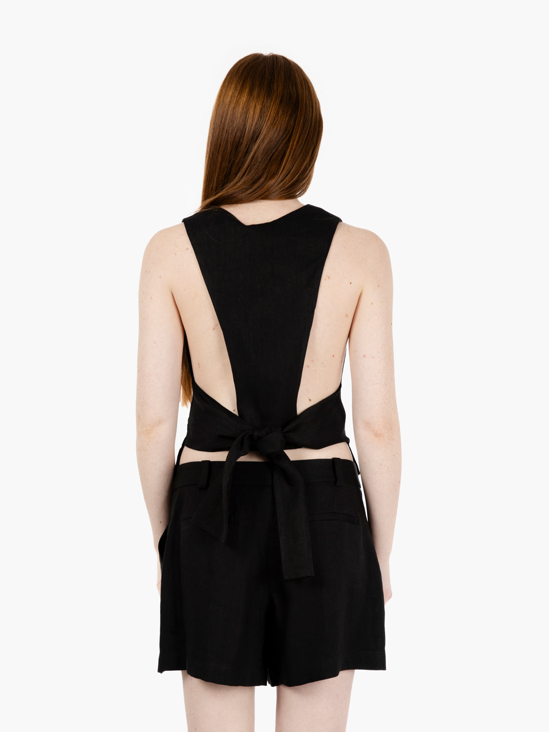Gilet in lino con nodo posteriore nero