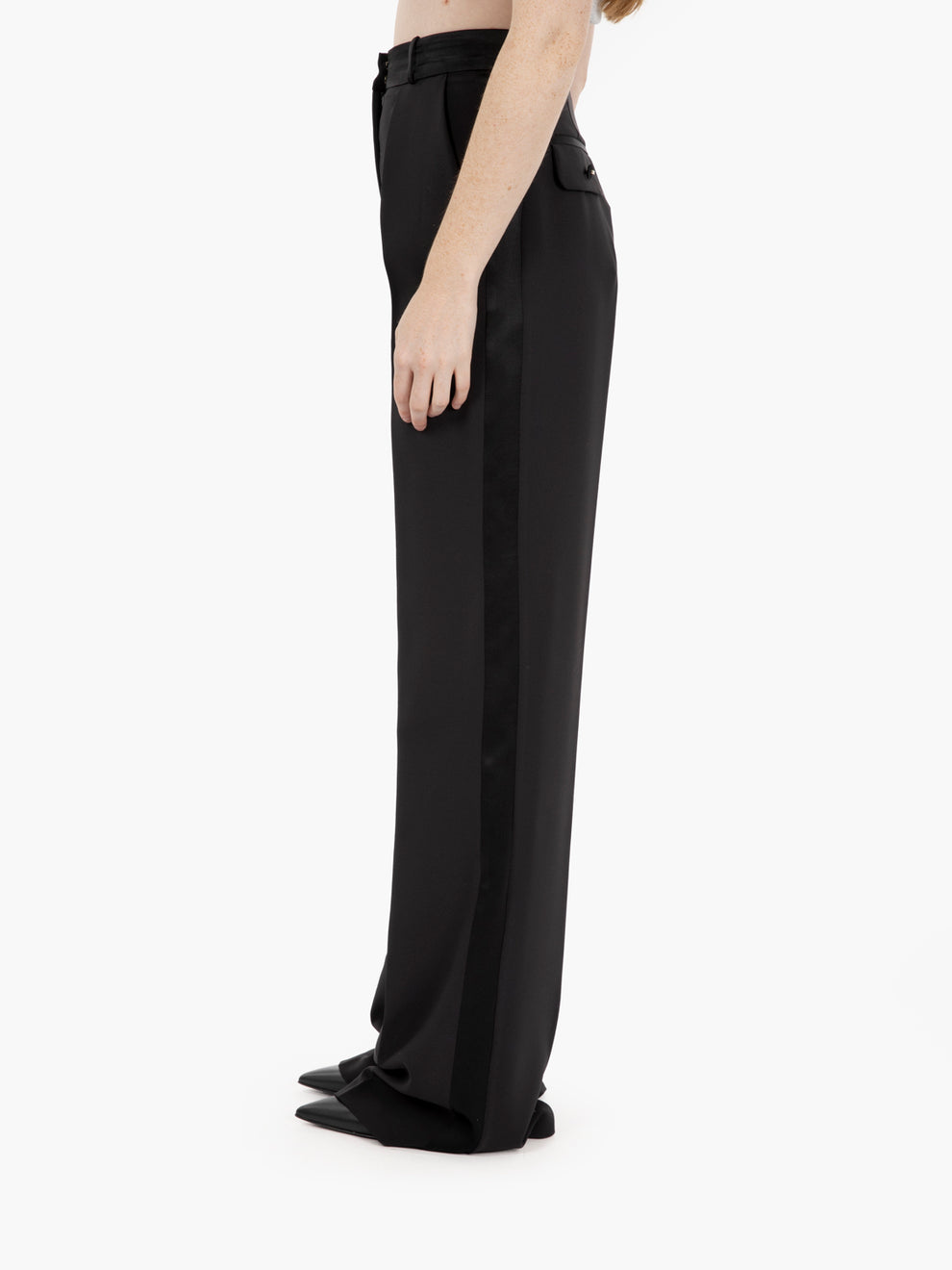 Pantaloni in crêpe fluido nero