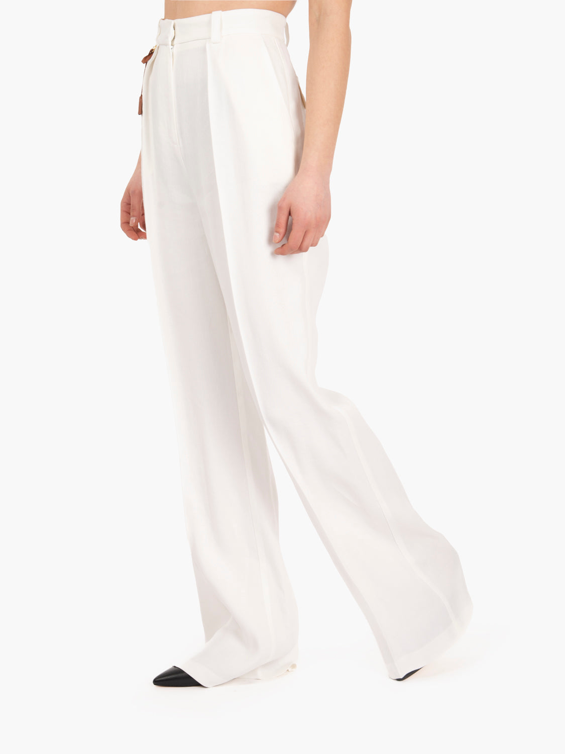 Pantaloni in gabardina con pinces avorio