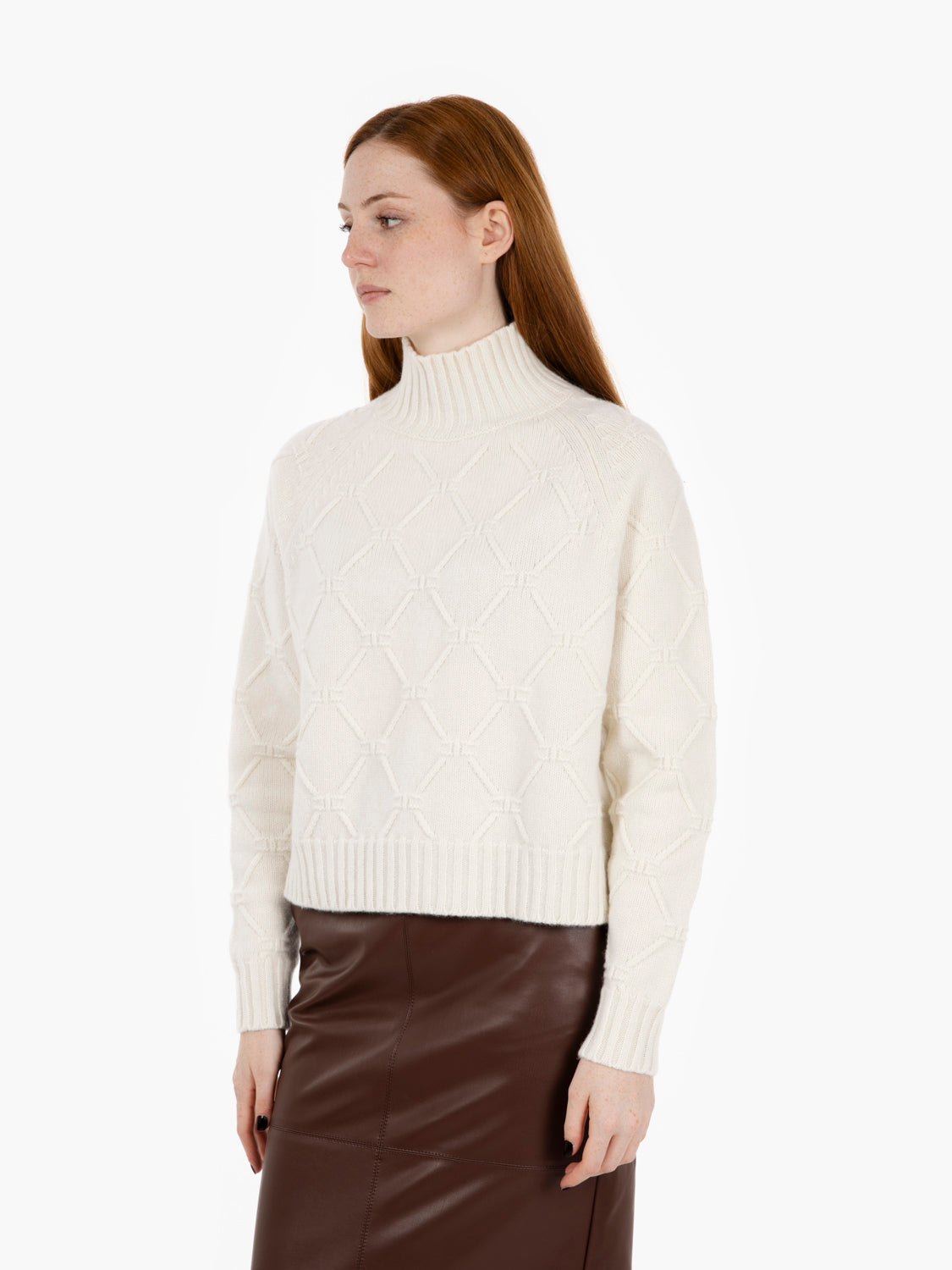 Pullover in maglia con losanghe jacquard bianco
