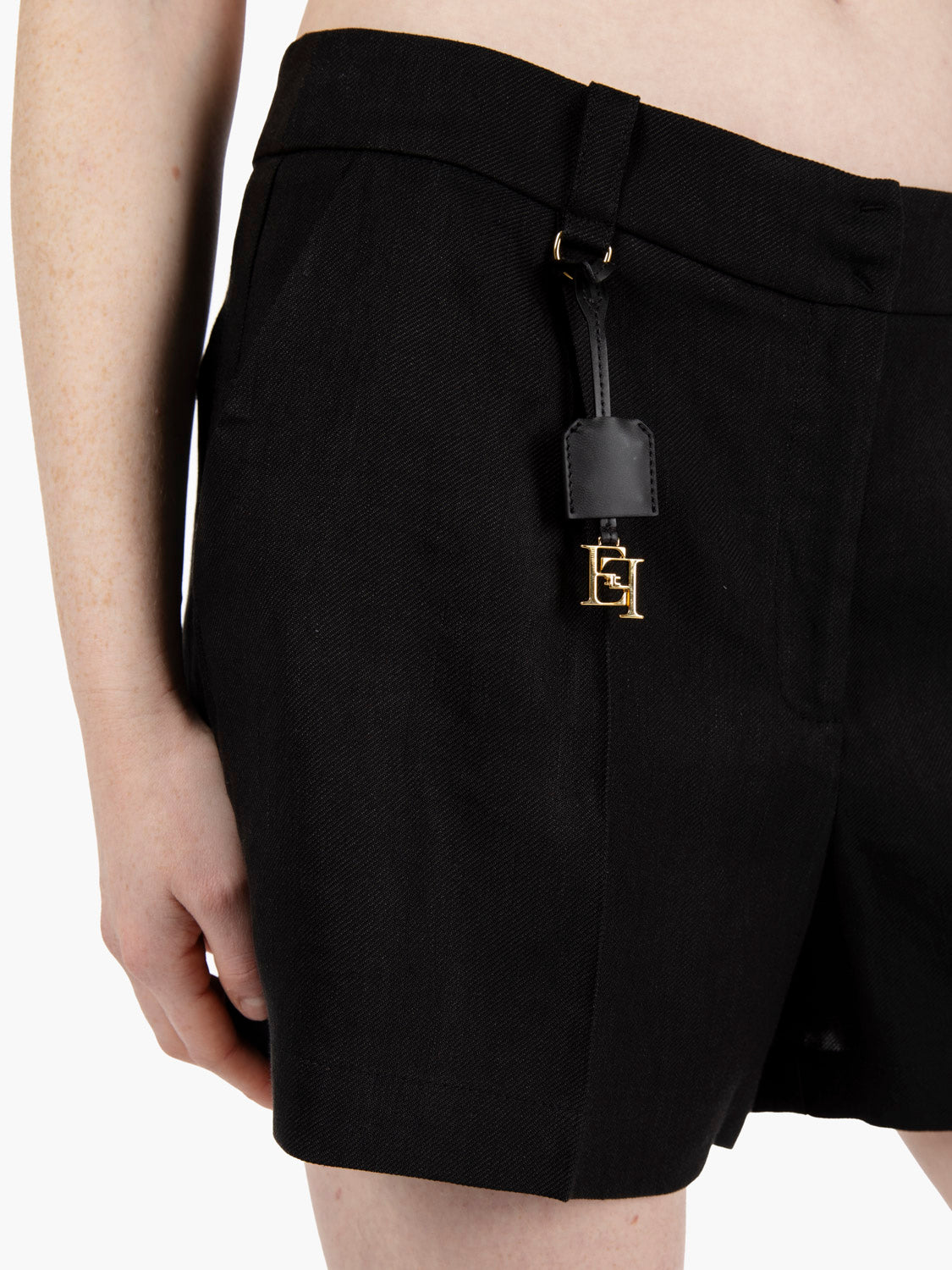 Shorts ampi in lino nero