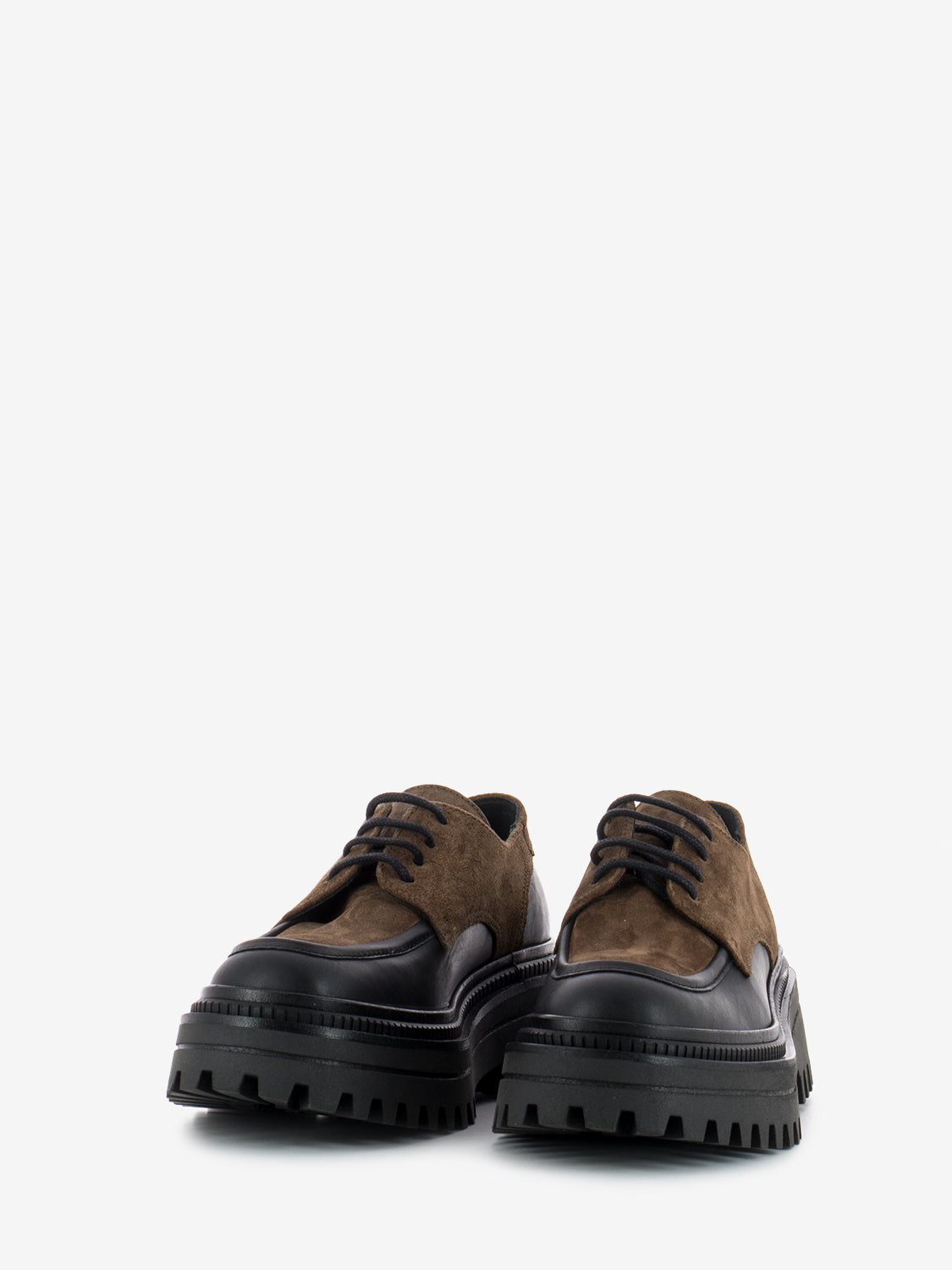 Scarpe derby carro armato nero / noce