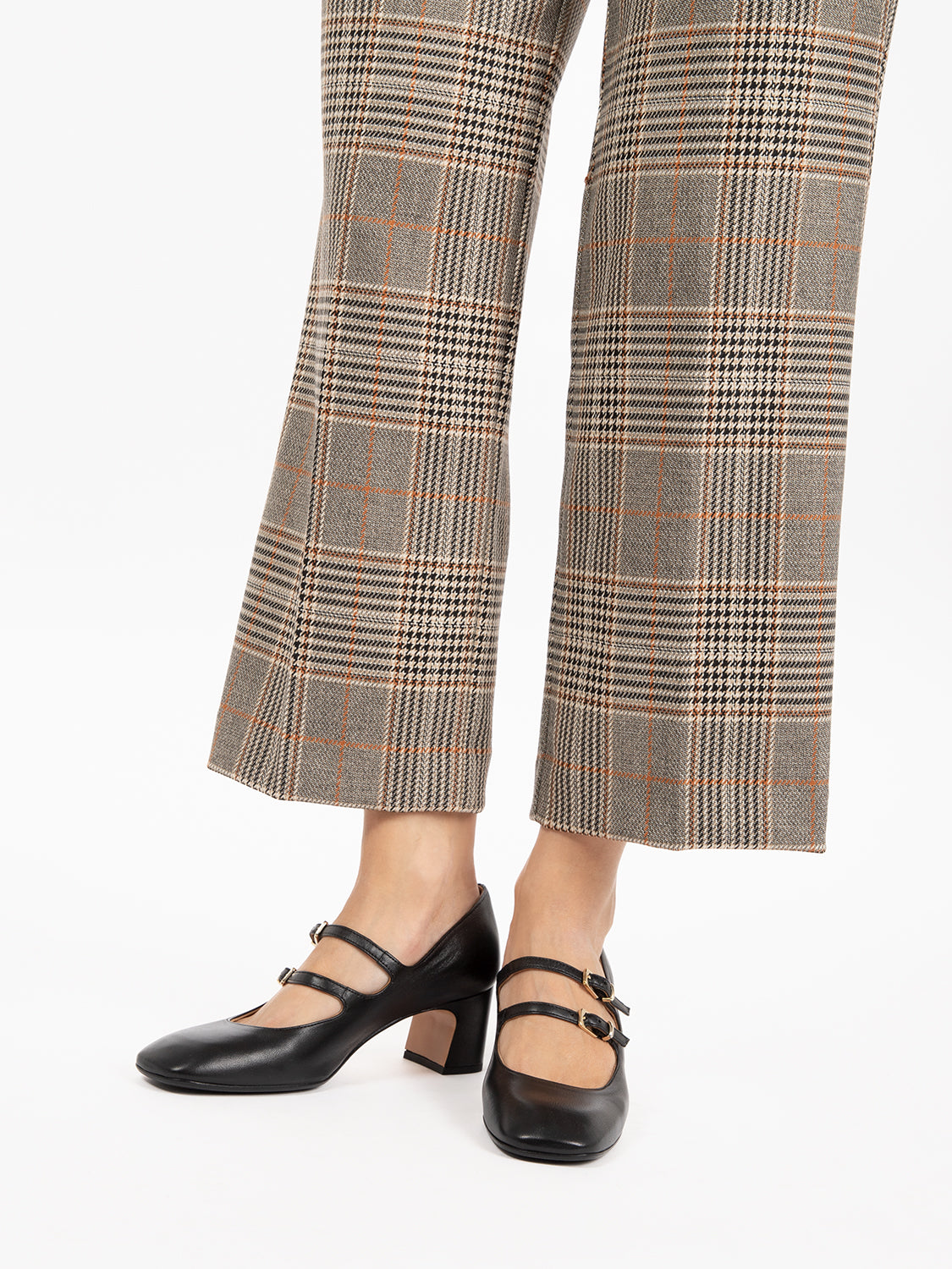 Chunky heel décolleté with two buckles in black nappa