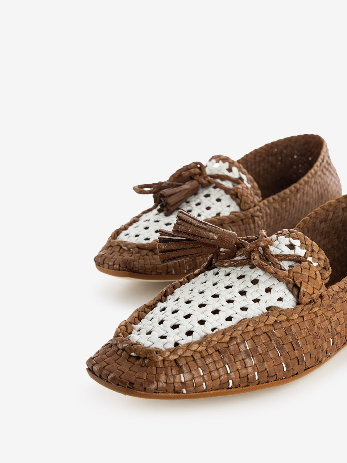 Creta Moccasins Woven Brown / White