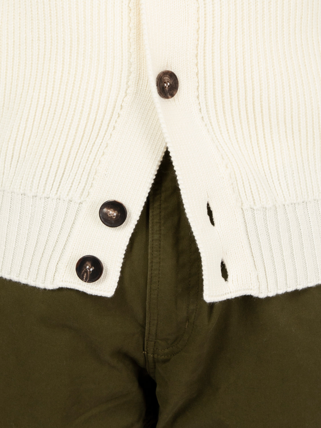 Cardigan in maglia merino latte