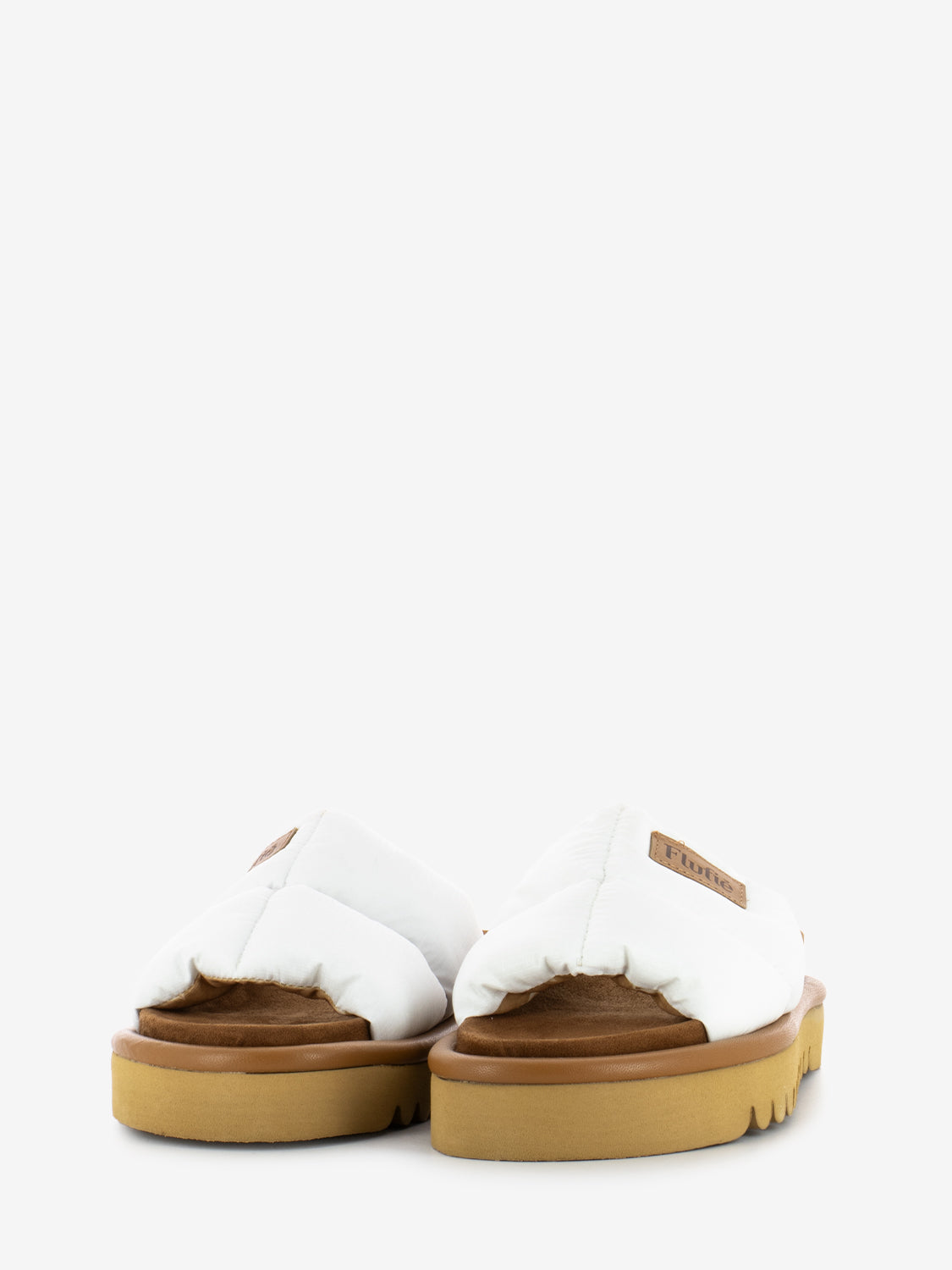Classic line white slipper