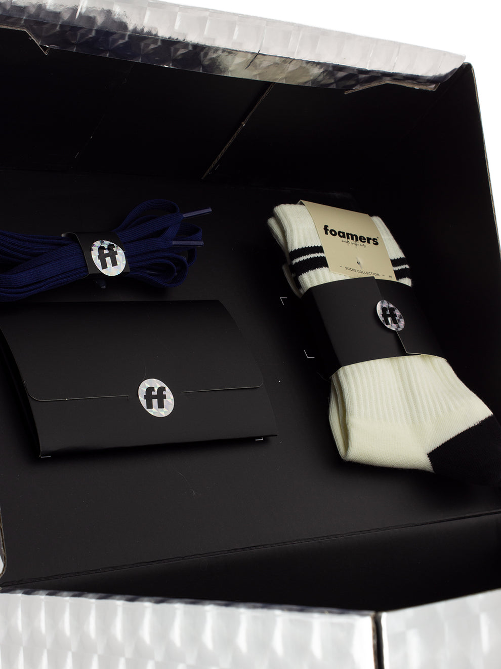 White / navy / black EVA rubber sneakers