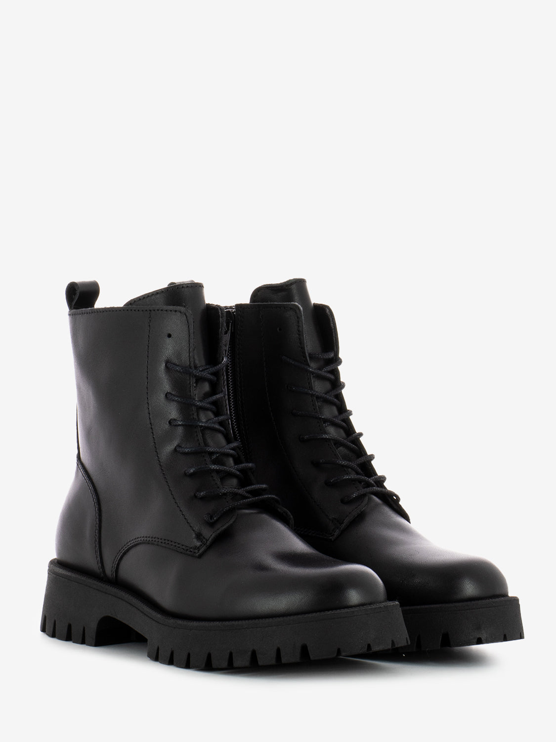 Rio black leather amphibians