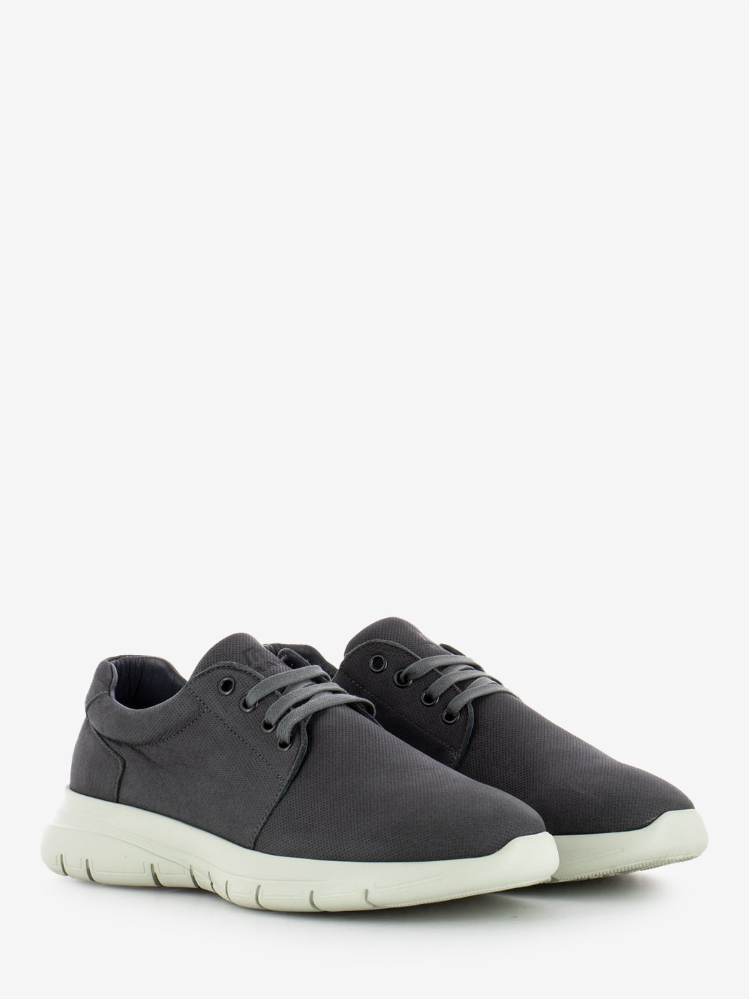 Scarpa casual in nabuk fango