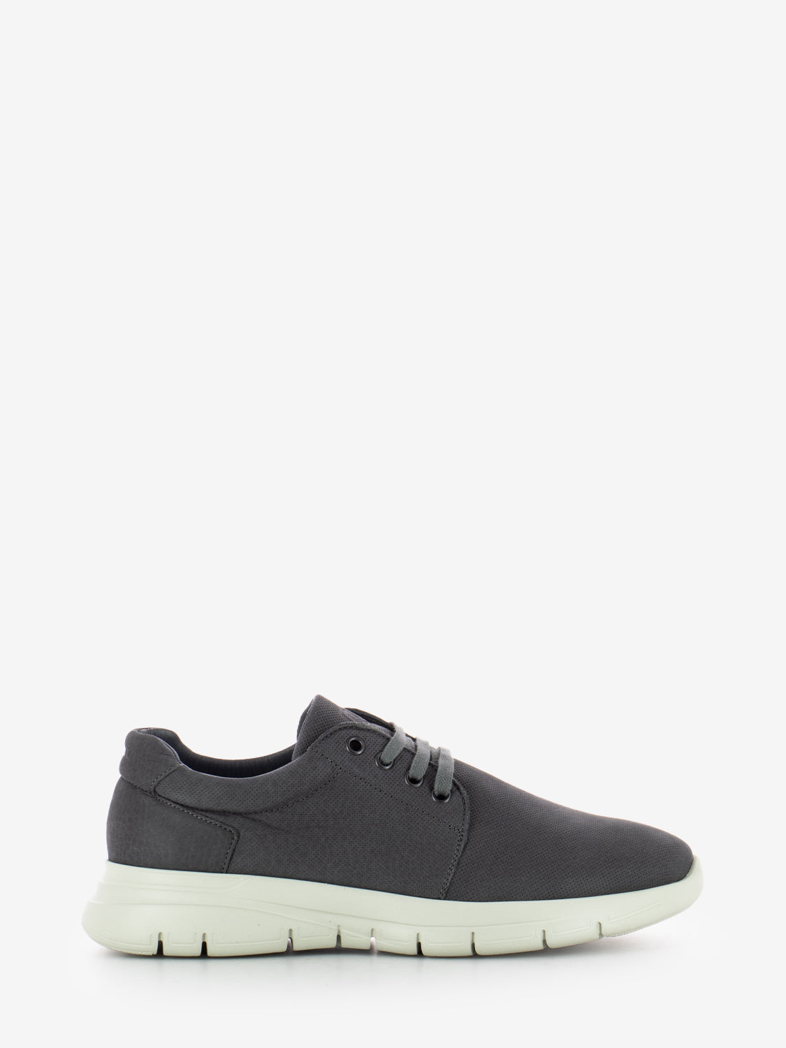 Scarpa casual in nabuk fango
