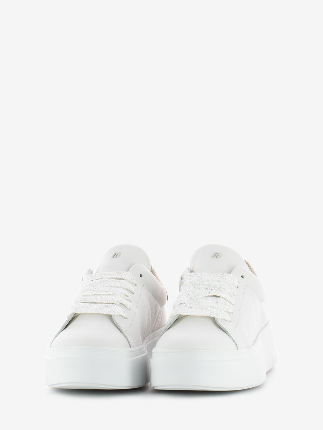 Mousse XL Leather Sneakers Platinum White
