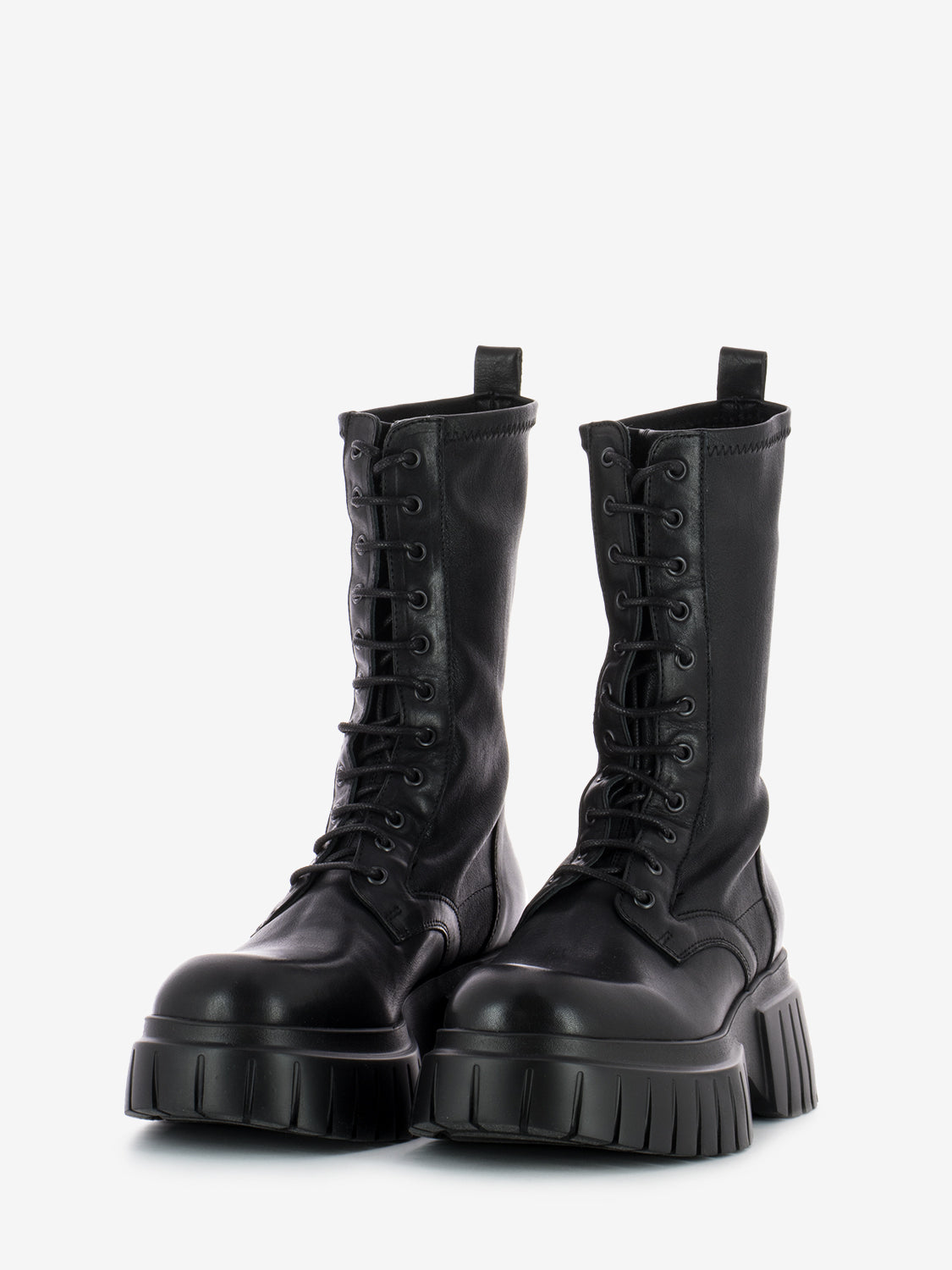 Black Santiago platform amphibian