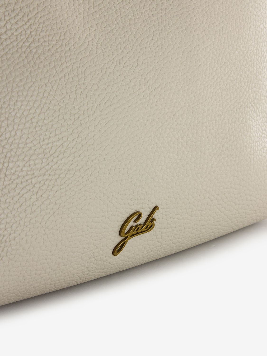 Clelia M bag - bull pocket half sphere gold stone