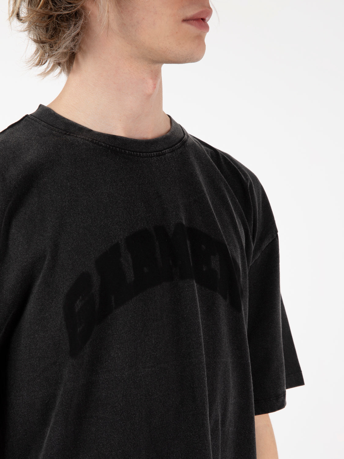 Arch faded logo chaos black t-shirt