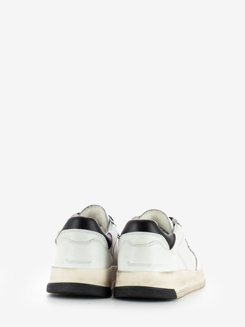 Tweener brushed leather white / black sneakers
