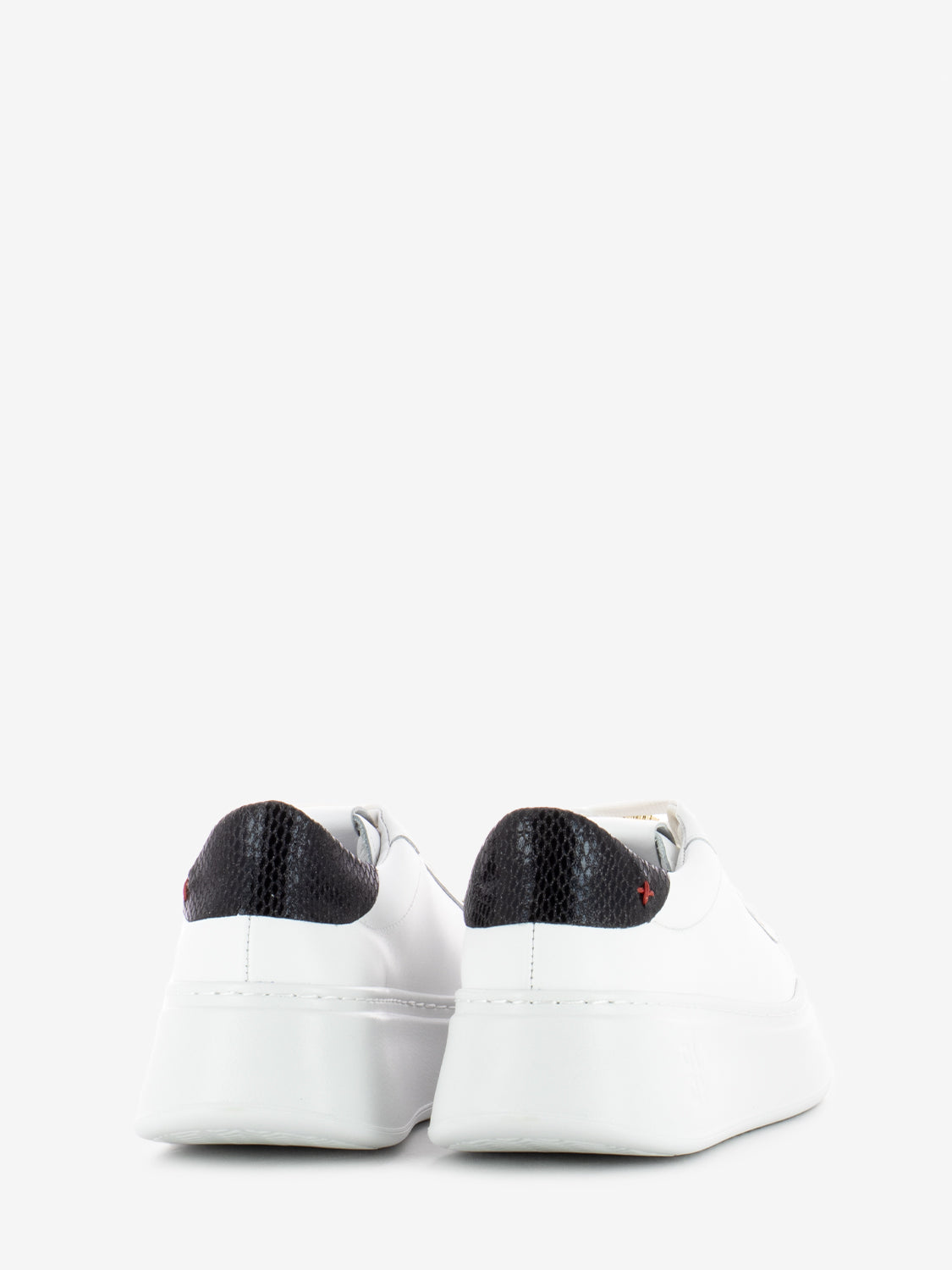 Sneakers Pia white / black