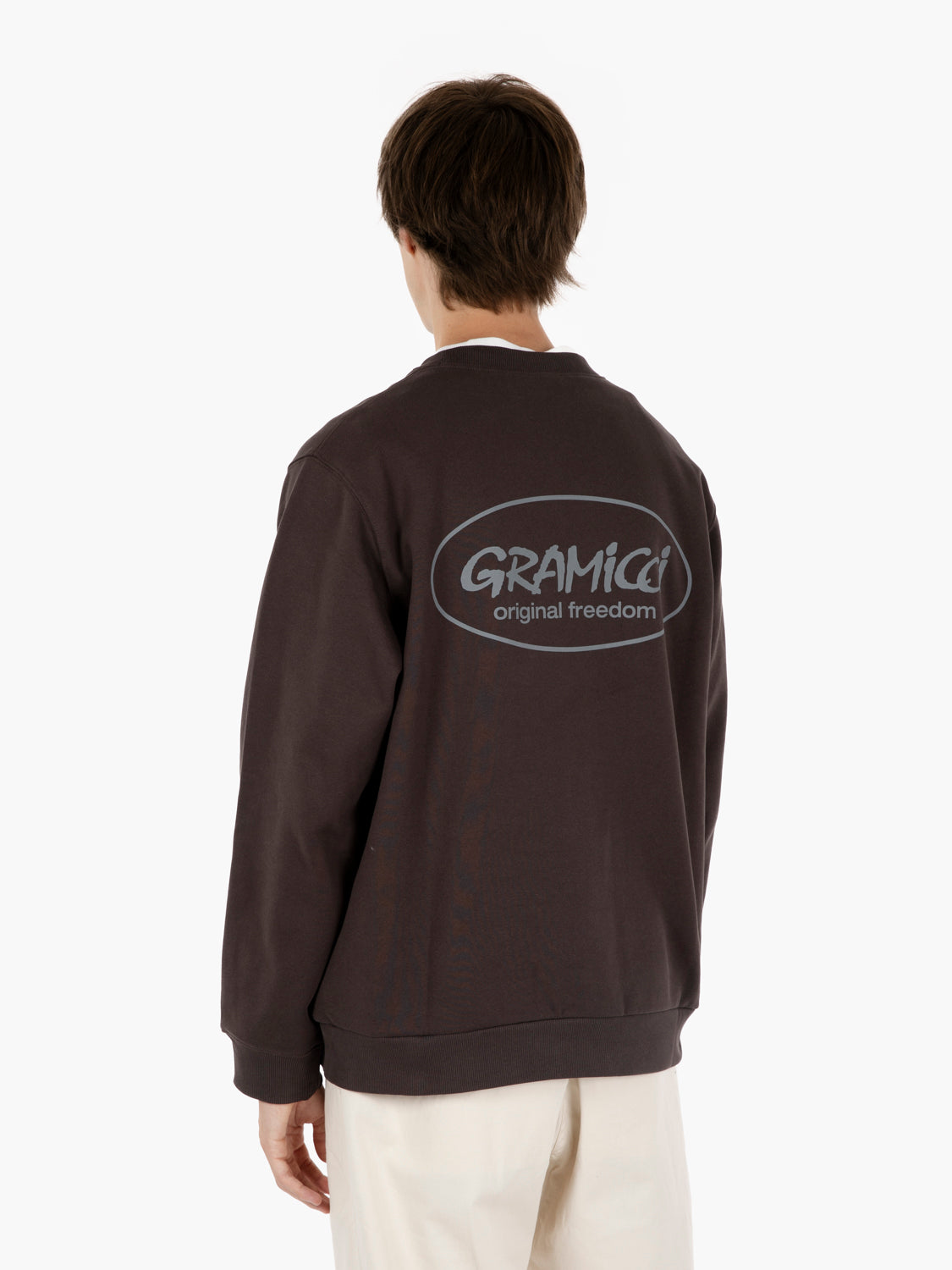 Brown crewneck sweatshirt with graphic print