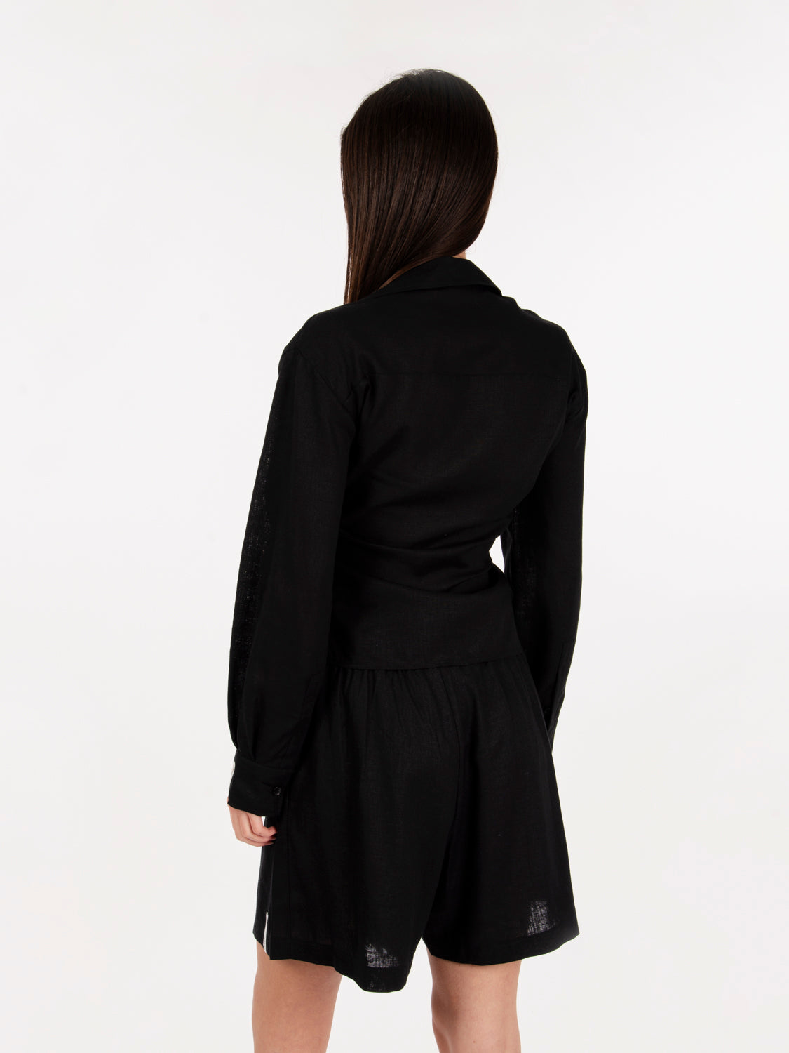 Black globe knot short shirt