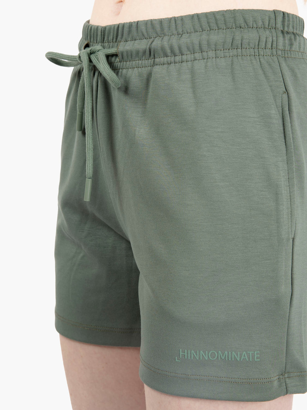 Modal shorts with moss elastic