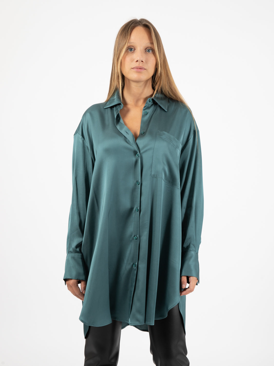 Flowing shirt in teal viscose