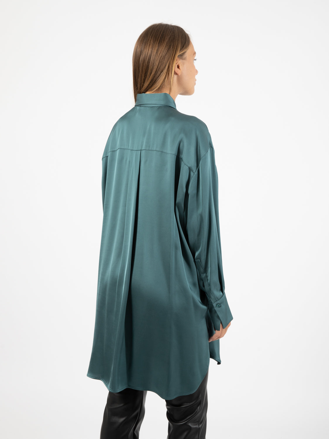 Flowing shirt in teal viscose