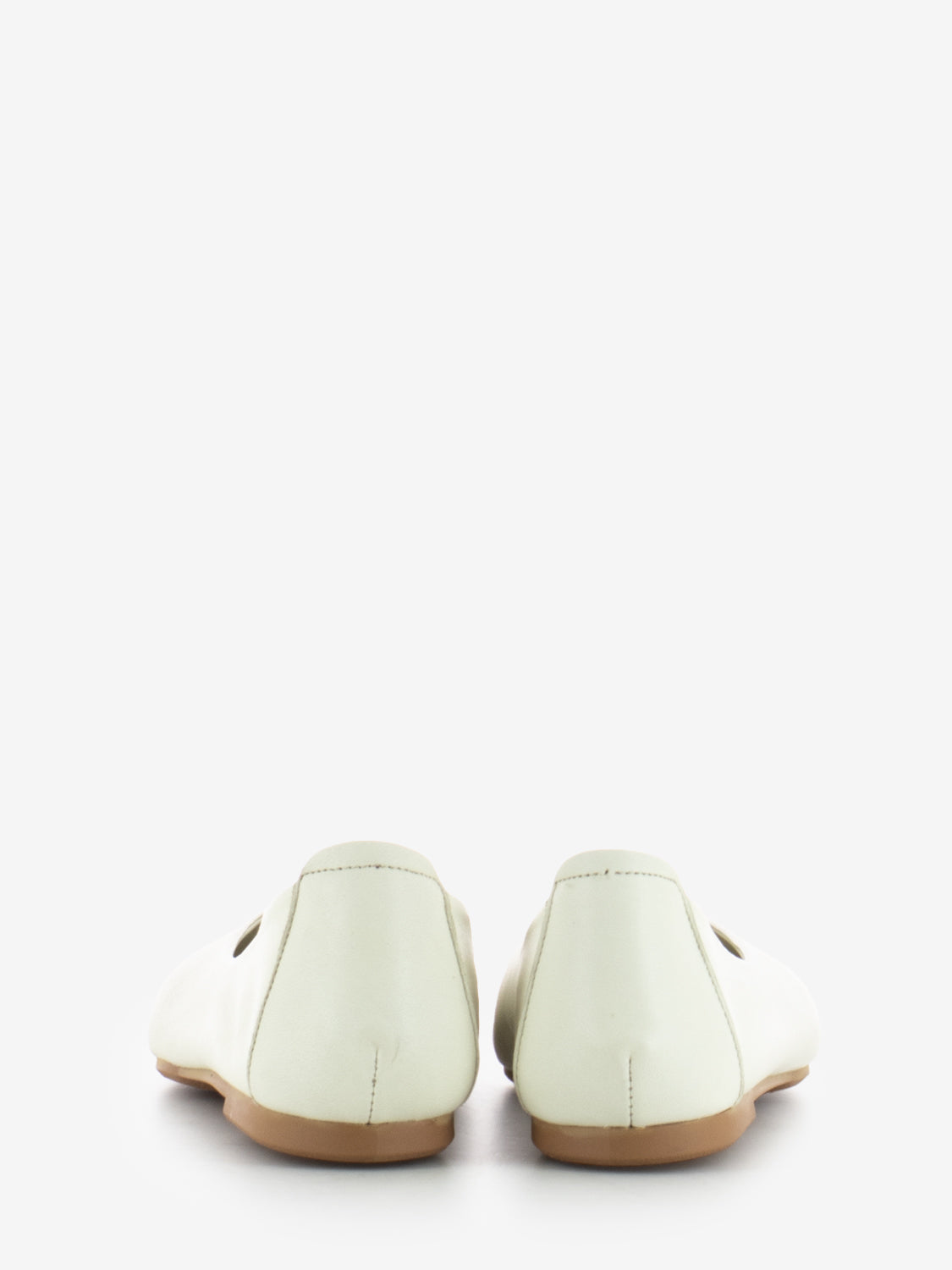 Square toe ballerina in cream leather