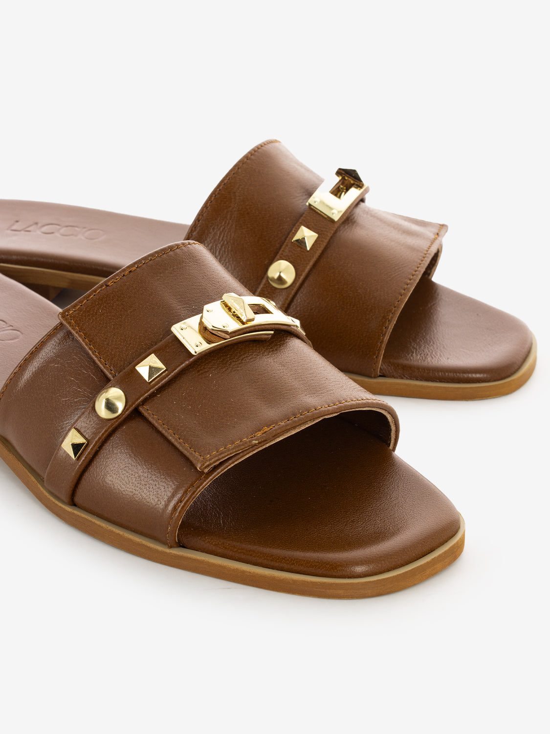 Ciabatta Padlock in pelle con borchie cuoio