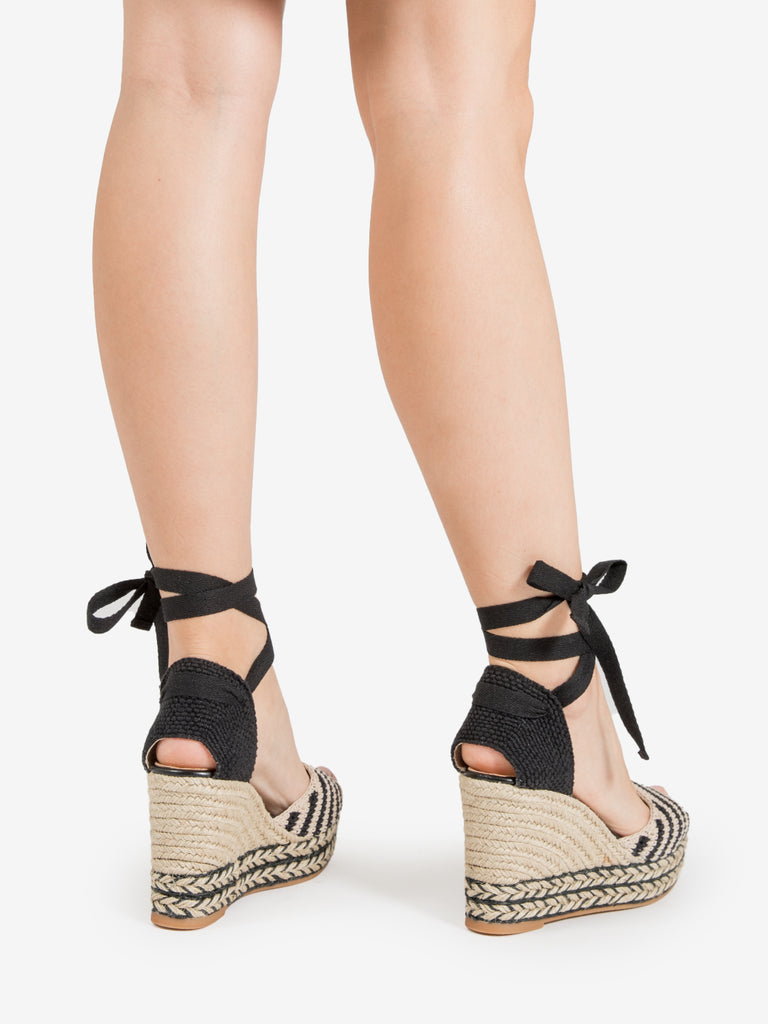 IL LACCIO - Espadrillas Berlioz in crochet nero / crema