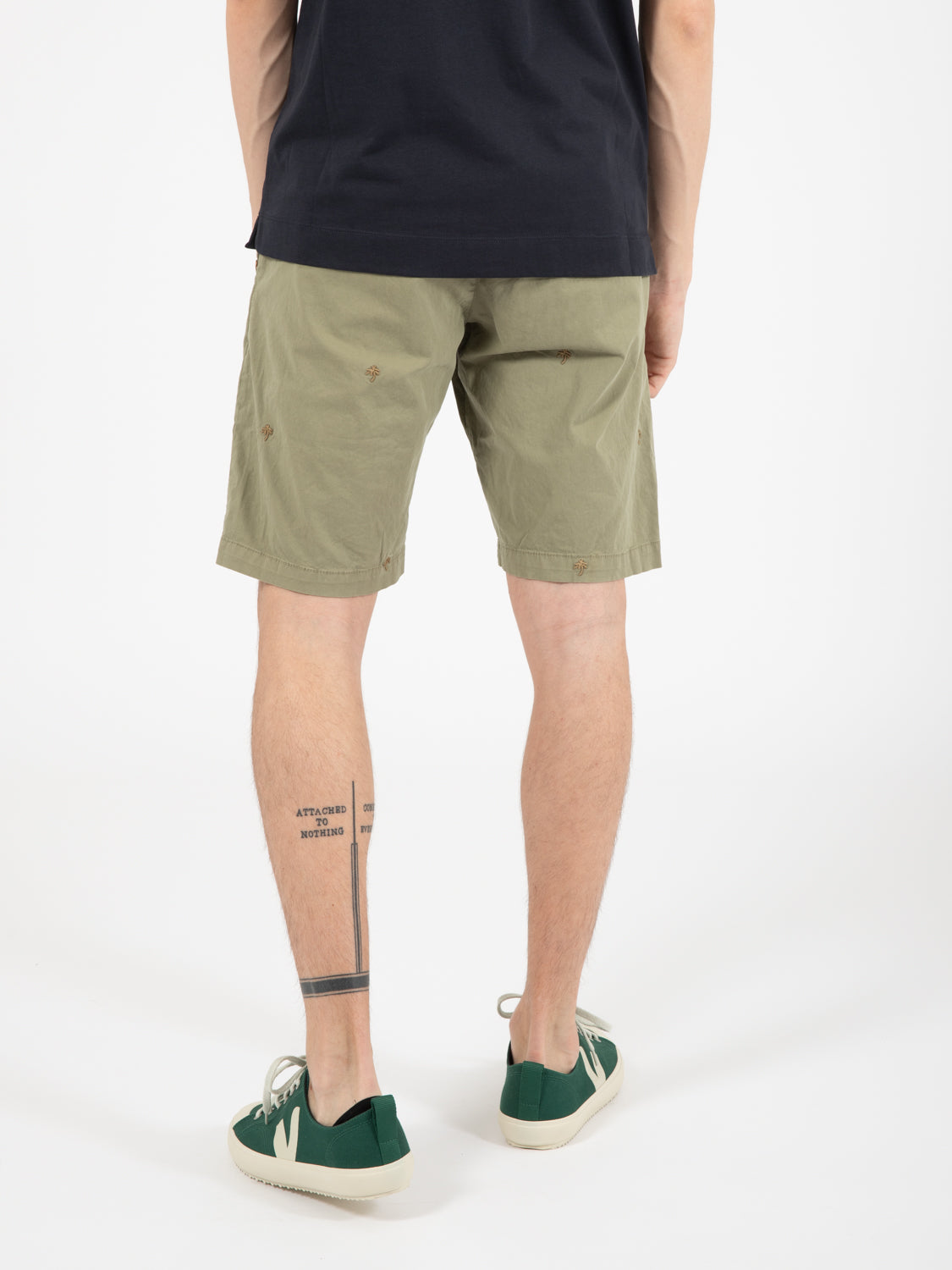Green palm fantasy shorts