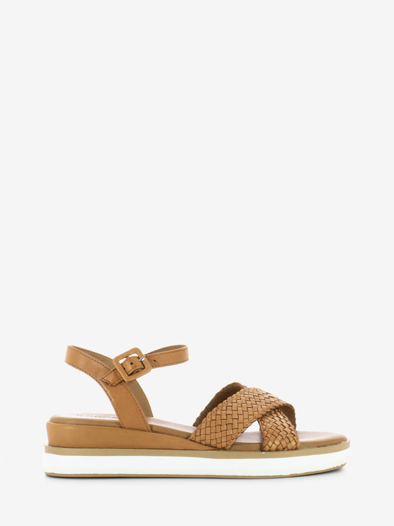 INUOVO - Sandali due fasce in pelle intrecciata coconut