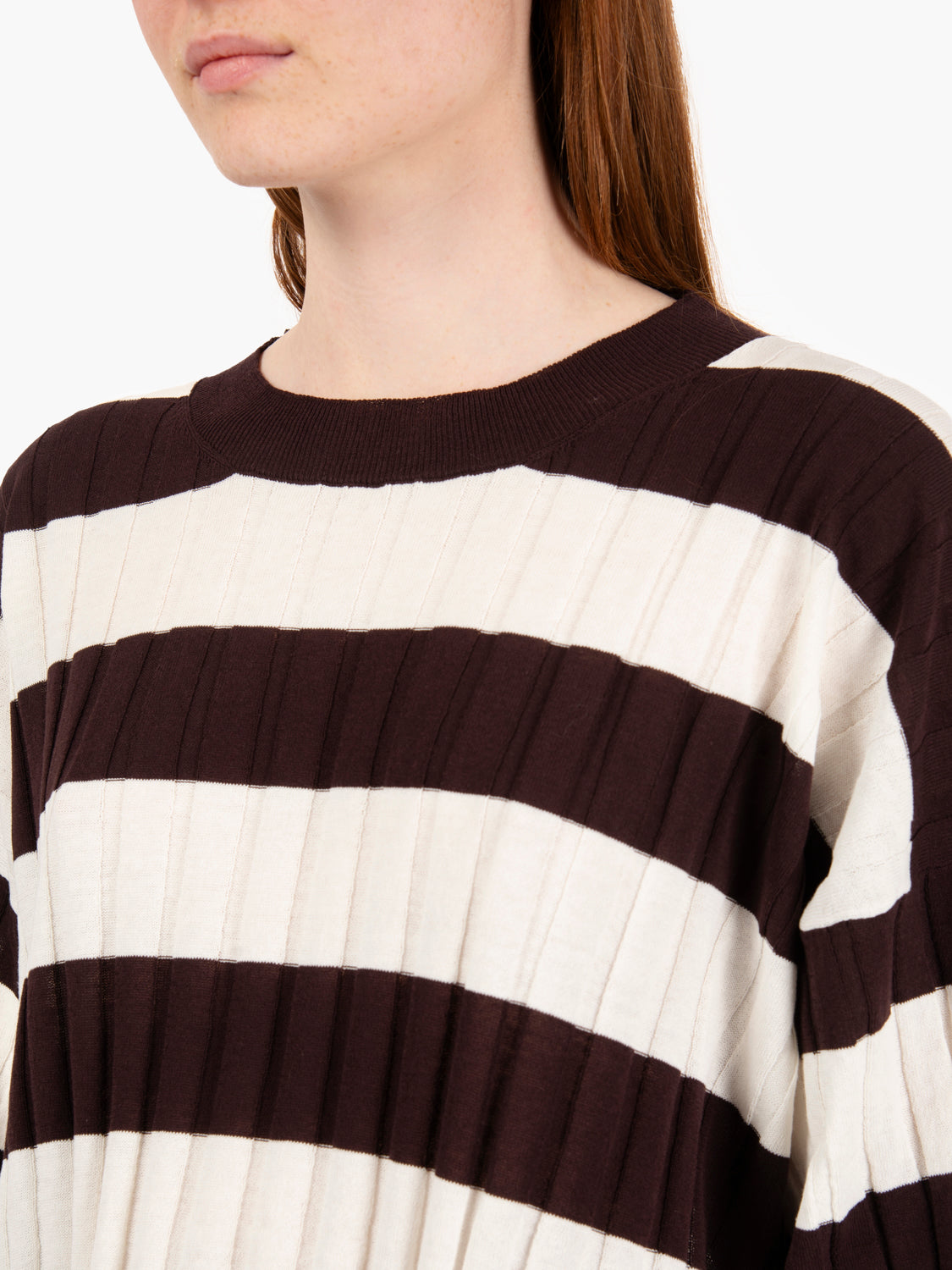 Maglia a coste a righe bianco / cacao