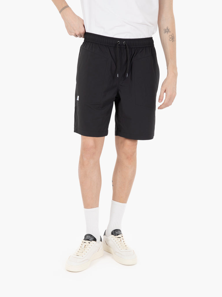 K-WAY - Bermuda sportivi Nesty travel black pure
