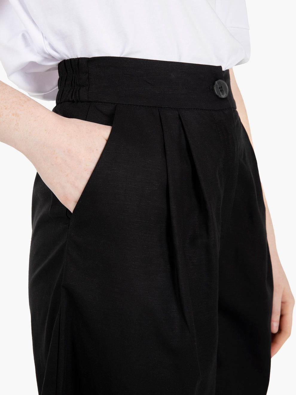 Wide black Bermuda shorts